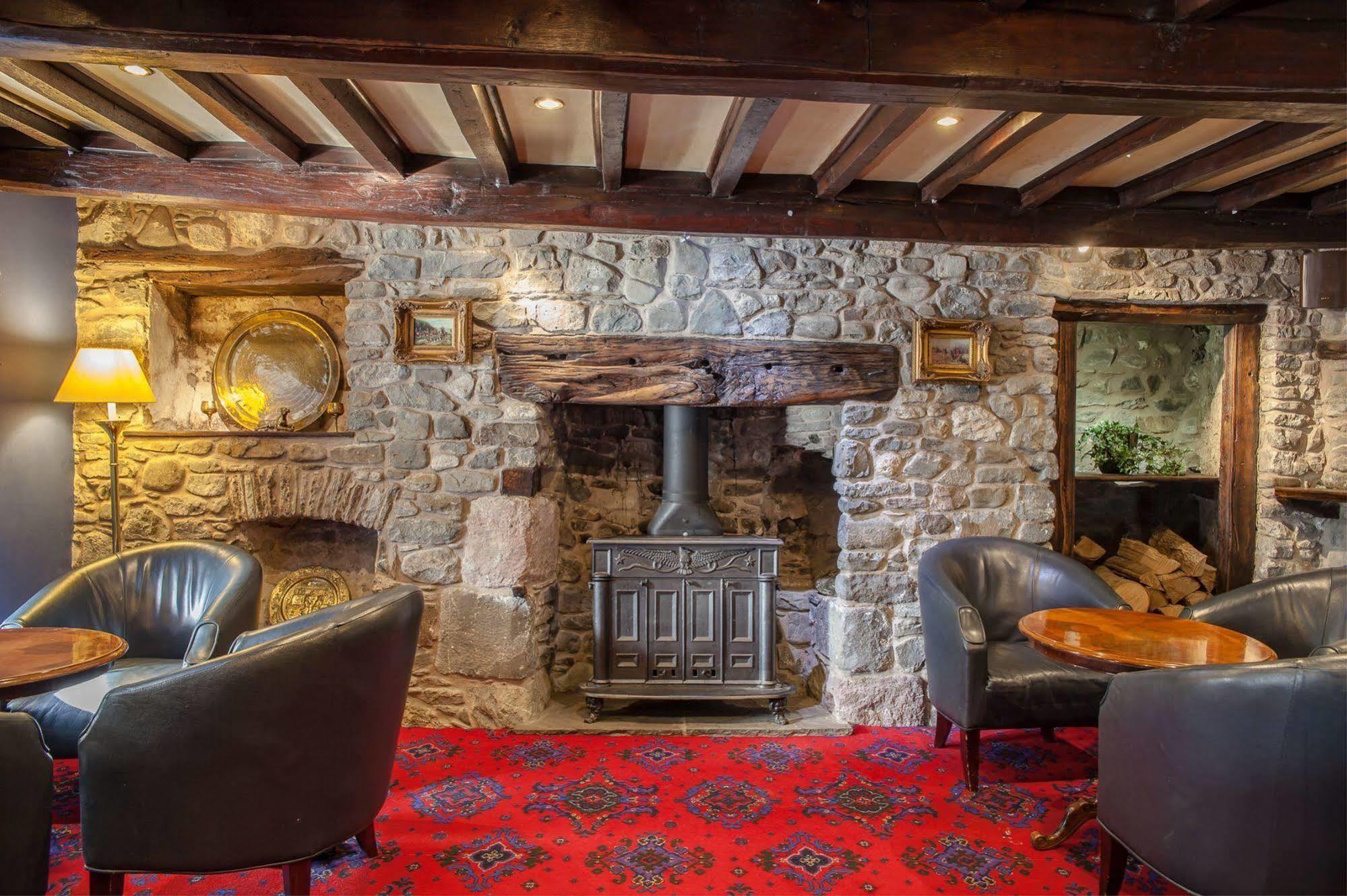 Hotel The King'S Head Llandovery Exterior foto
